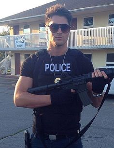 Officer Bateman Nick Bateman, College Boys, Policeman, Men In Uniform, Police Officer, Gq, A Man, Wattpad, Photoshop