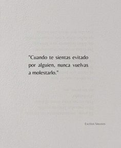 an image of a quote written in spanish