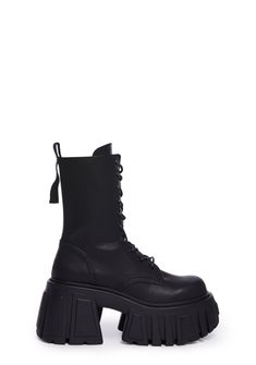 base Goth Boots, Platform Combat Boots, Unique Boots, Star Boots, Black Platform Shoes, Black Platform Boots, Chunky Shoes, Shoe Inspiration, Aesthetic Shoes