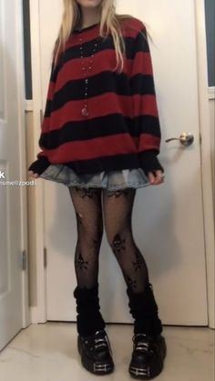 Plaid Mini Skirt Outfit Grunge, Girly Grunge Outfits Fall, Alt Style Clothing, Cold Weather Alt Outfits, Devilcore Outfits, Let Warmer Outfits, Goticas Aesthetic Outfit, Alt Outfits Winter, Dress And Jeans Outfit Together