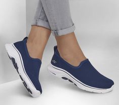 Vegan Design, Skechers Go Walk, Ivy Style, Catering Ideas, Tenis Nike, Ideas Food, Wide Shoes, Skechers Women, 2 Inch Heels