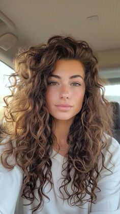 Rambut Brunette, Natural Curly Hair Cuts, Everyday Hair, Curly Hair Inspiration, Curly Hair Cuts, Hair Envy, Long Curly Hair, Long Curly, Hair Dos