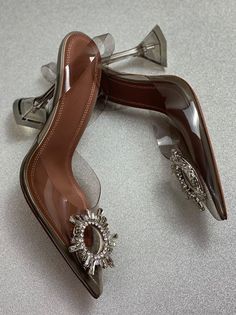 Aquazurra Shoes, Nice Flat Shoes, Elegant Shoes Heels, Trendy Heels, Fun Heels, Heels Classy