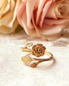 Floral Gold Ring, Adjustable Gold Flower Ring, Adjustable Gold Rose Design Jewelry, Gold Adjustable Rings For Proposal, Adjustable Rose Gold Jewelry With Roses, Adjustable Gold Ring With Rose Design, Adjustable Gold Flower Ring For Promise, Adjustable Rose Jewelry For Anniversary, Gold Flower Ring Gift