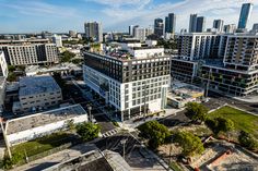 an aerial view of some buildings in the city