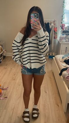 Basic Outfits Fall, White Girl Outfits, Long Sleeve Shirt Outfits, Basic Girl Outfit, Simple Outfits For School, Casual Preppy Outfits, Outfit Inspo Casual, Cute Lazy Outfits, Cute Outfits For School