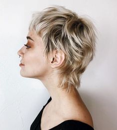 Grey Mullet, Kort Bob, Mullet Wig, Hair Haircuts, Shag Haircut, Short Blonde