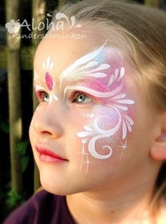 Carnaval Make-up, Fairy Face Paint, Bodysuit Tattoos, Makeup Zombie, Butterfly Face Paint, Girl Face Painting, Butterfly Makeup, Princess Face, Butterfly Face