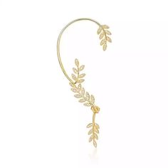 Our Laurel Leaf Ear Hook / Ear Cuff is a fashion-forward, trend-setting earring that features a 3D design of flowing leaves. LEFT and RIGHT earrings purchased separately are not a pair. They are from different suppliers, so there is a slight difference. 925 Silver Post, PIERCING NEEDED gold plated on copper Gently adjust the solid bar part of the earring to fit your ear. DO NOT adjust/bend where the leaf part meets the bar because it may break. Earrings are FINAL SALE for hygienic reasons Gold Earring Cuff, Ear Cuff Women, Rhinestone Ear Cuff, Cartilage Ear Cuff, Crystal Ear Cuff, Laurel Leaf, Gold Ear Cuff, Silver Ear Cuff, Ear Cuff Earings