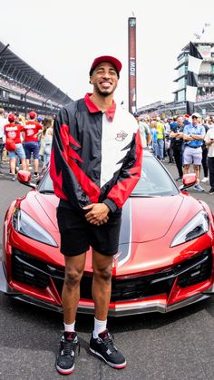 NBA Indiana Pacers star Tyrese Haliburton at the Indianapolis 500 Nba Players Fashion, Nba Fashion Outfits, Nba Drip, Aesthetic Fit, Outfit Ideas Fashion, Nba Sports, Indianapolis 500