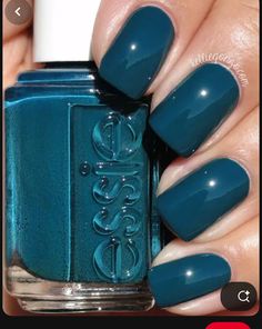 Deep Blue Dip Powder Nails, Dark Teal Dip Powder Nails, Deep Turquoise Nails, Peacock Color Nails, Dark Aqua Nails, Teal Dip Powder Nails, Dark Teal Acrylic Nails, Dark Teal Nail Ideas, Teal Nail Color