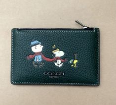 Snoopy Items, Snoopy Pictures, The Peanuts, Cute Wallets, Snoopy Love, Our Legacy, Cute Little Things, Bits And Bobs, Leather Craft