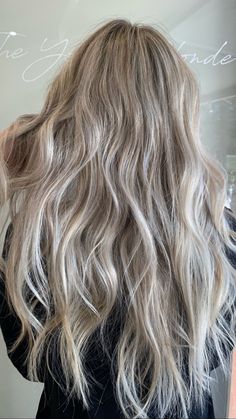 Beachy Dimensional Blonde, Hair Inspo Color, Dream Hair, Hair Dye, Blonde Highlights, Mad Hatter, Cut And Color, Tangled, Wedding Hair