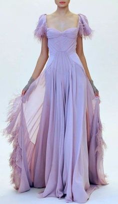 Oc Outfits, Gala Dress, Purple Prom, Dream Dresses, Cat Cafe, Gala Dresses, Makeup Eyeliner, Guest Outfit, Wedding Guest Outfit