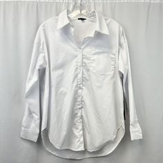 Nwt J For Justify Womens Collared Button Up Shirt White Size M Width: 21 1/2 Length: 26 1/2 Sleeve: 27 1/4 Sold As Pictured - Thanks For Looking! White Button Up Shirt Women, Grian Cosplay, White Button Up Shirt Outfit, Vampire Costumes, White Button Up Shirt, Shirt Folding, How To Fold Sleeves, White Collared Shirt, White Button Up