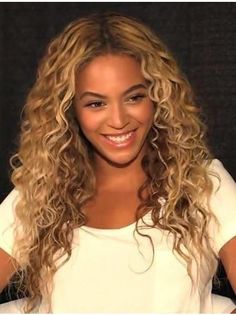 Black Roots Blonde Hair, Curly Prom Hair, Celebrity Wigs, Blonde Curly Hair, Long Blonde Hair