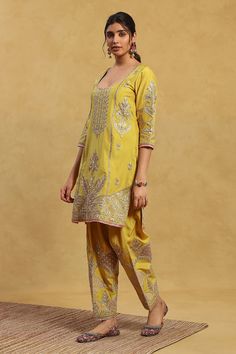 Buy Yellow Silk Embroidered Gota U Neck Jeena Kurta Pant Set For Women by Akriti by Ritika Online at Aza Fashions. Embroidered Salwar, Yellow Kurta, Embroidery Fashion Detail, Kurta Pant Set, Zari Embroidery, Classy Outfits For Women, Blouse Designs Indian, Yellow Silk