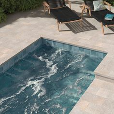 6x6 Swimming Pool Deep Emerald porcelain tile - Industry Tile Decorative Pool Tiles, Mid Century Modern Pool, Waterline Pool Tile, Concrete Look Wall, Pool Kitchen, Simple Pool, Travertine Pool, Pool Renovation, Stock Tank Pool