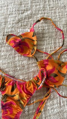 Tropical Outfits, Colorful Bathing Suit, Swimsuit Inspo, Tropical Fashion, Beach Fits, Outfits Y2k, Summer Attire, Cute Bathing Suits, Summer Swim