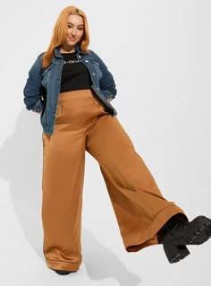 Wide Leg Satin High Rise Pant Wide Leg Pants Outfit Plus Size, Satin Pants Outfit, Plus Size Wide Leg Pants, Wide Leg Pants Plus Size, Wide Leg Pants Outfit, Plus Zise, Gender Fluid Fashion, Orange Fits, Plus Size Fall