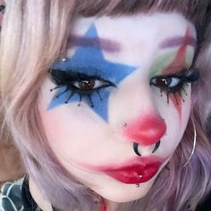 Cute Makeup Looks Halloween, Clown Makeup Costume, Cute Halloween Clown Makeup, Clown Inspo Makeup, Face Paint Ideas Clown, Unique Clown Makeup, Girly Clown Makeup, Jester Makeup Female Easy, Cute Simple Clown Makeup