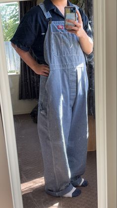 Overalls Men Aesthetic, Mac Demarco Overalls, Ootd Spring, Ootd Summer, Summer Wines, Fitness Inspo, Ootd, Outfit Inspo, Cute Outfits