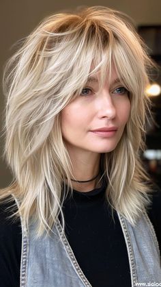 Shoulder Length Layered Hair, Layered Hair With Bangs, Haircuts For Medium Length Hair, Layered Haircuts For Medium Hair, Gorgeous Hairstyles, Medium Layered Hair, Bangs Hairstyles, Shag Hairstyles, Haircuts For Medium Hair