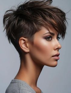 37 Creative Shaved Pixie Cut Ideas For Women Short Haircut For Small Face, Fall Hair Colors Short Hair Pixie, Pixie Hair Styles For Women, Short Hairstyle Women Back View, Stacked Pixie Haircut Back View, Dark Hair Pixie Haircut, Womens Pixie Cut, Undercut Ideas For Women, Brunette Pixie With Highlights