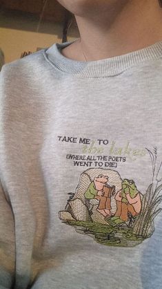 Take Me To The Lakes, Folklore Taylor Swift, Dog Mom Life, Hippie Grunge, Frog Shirt, Personalized T Shirt, Frog And Toad, Embroidered Sweatshirt, Cute Fits