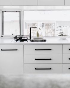 the kitchen counter is clean and ready for us to use