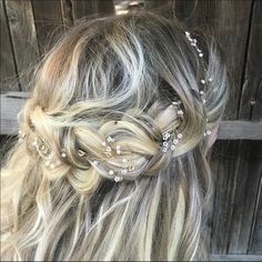 Never Worn Gorgeous Handmade Etsy Hair Piece. Yellow Gold And Pearls With Two Clasps. Hair Chain Jewelry, Pearl Hair Vine Wedding, Long Hair Vine, Gold Hair Accessories Wedding, Silver Hair Vine, Gold Hair Vine, Pearl Hair Vine, Bridal Wreath, Wedding Hair Wreath