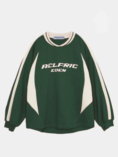 Aelfric Eden Vintage patchwork Sweatshirt [Recommended by@xxjuliexoxo] Pop Culture Fashion, Fits Streetwear, Patchwork Sweatshirt, Top Streetwear Brands, Aelfric Eden, Streetwear Mode, Oversized Streetwear, Oversized Crewneck, Clothing Details