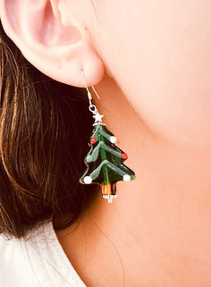 Christmas tree drop earrings, holiday earrings Bead Christmas Tree, Holiday Earrings, Glass Bead, Ear Wires