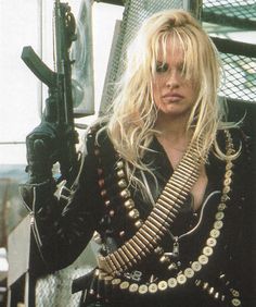 90s Fashion Aesthetic, Pam And Tommy, Barb Wire, Sarah Michelle Gellar, Mötley Crüe, Body Poses, Feminine Aesthetic, Female Singers, 2000s Fashion