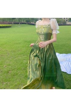 Mori GIrl Elegant Green Dress Elegant Green Dress, Green Dress Women, Elegant Green Dresses, Girl Green Dress, Fairycore Dress, Sweet Dresses, Dresses Princess, Fairytale Fashion, Summer Elegant