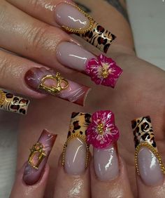 Nails Hawaii, Nails Cheetah, Hawaii Nails, Girly Y2k, Cheetah Print Nails, Nails Flower, Cheetah Nails, Punk Nails, Summery Nails