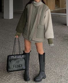 👜 on Twitter: "… " Chunky Boots Outfit, Mode Dope, Instagram Baddie, Mode Inspo, Chunky Boots, Virtual Closet, Boots Outfit