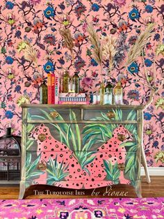 Tips For Artists, Hand Painted Dressers, Boho Home Inspiration, Sweet Melody, Revamp Furniture, Video Tips, Painted Dresser, Entry Table