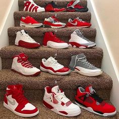 Pretty Sneakers, Pretty Shoes Sneakers, Urban Fashion Trends, Baskets Nike, Nike Shoes Cheap, Air Jordan Sneakers, Style Japonais