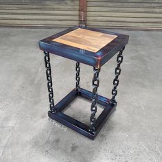 a table that has chains on it