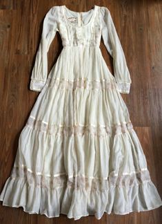 Prairie Wedding Dress, Wedding Dress Cream, Prairie Wedding, Sax Dress, Gunne Sax Dress, Vintage Wedding Dress, Vintage California, Dress Cream, Jessica Mcclintock