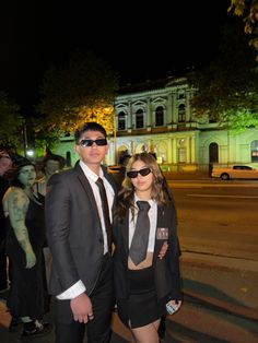 men in black halloween costume halloween ideas mib halloween inspo Mib Couple Costume, Men And Black Costume Women, Mib Costume Women, Halloween Costumes Men Aesthetic, Men In Black Costume For Women, Black Couple Halloween Costumes