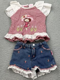 Strawberry Shortcake Shirt, Strawberry Shortcake Outfits, Retro Outfit, Girl Kid, Vintage Strawberry Shortcake, Vintage Toddler, Vintage Strawberry, Vintage Baby Clothes