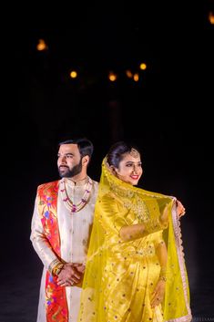 Karwachauth Photoshoot, Pellikuthuru Poses, Marriage Poses, Indian Bride Poses, Indian Wedding Poses, Indian Wedding Gowns, Wedding Dresses Men Indian, Marriage Photography, Groom Photoshoot