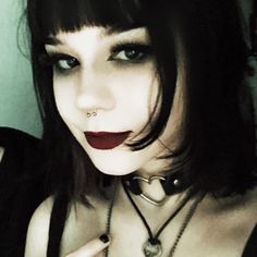 Dark 90s Aesthetic, Egirl Makeup Goth, Mall Goth Makeup, Beetlejuice Fashion, Trad Goth Makeup, Grunge Winter, Eyeliner Lips, Egirl Makeup