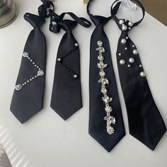 1X Unisex Ties Necktie Accessory Faux Pearl Rhinestone Crystal Glitter Necktie | eBay Mens Ties Crafts Diy Projects, Necktie Design, Diy Fashion Accessories Ideas, Diy Cravat, Jewelry Picture Ideas, Beaded Tie, Funky Ties, Outfits With Ties, Women Neck Tie