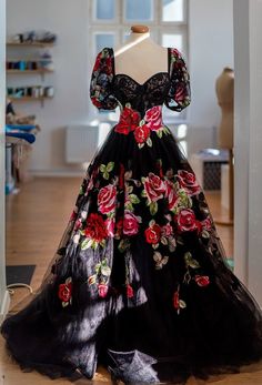 Plus Size Prom Dresses Short, Unique Dress Design, Sweetheart Evening Dress, Black Tulle Dress, Rose Gown, Short Sleeve Floral Dress, Evening Dresses Plus Size, Plus Size Prom Dresses, Prom Dresses Short