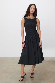 The Deba Top - Onyx | Peachy Den Peachy Den, Half Circle Skirt, Work Fits, Midi Skirt Outfit, Fits Inspo, Grad Dresses, Skirt Fits, Black Midi Skirt, Woman Silhouette