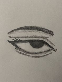 a pencil drawing of an eye