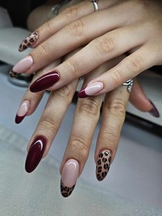 2021 Nail Trends, Leopard Print Nails How To, Red With Leopard Print Nails, Burgundy And Cheetah Nails, Red Lepord Print Nail, Fancy Fall Nail Designs, Red And Cheetah Print Nails, Leopard Christmas Nails, Almond Leopard Nails